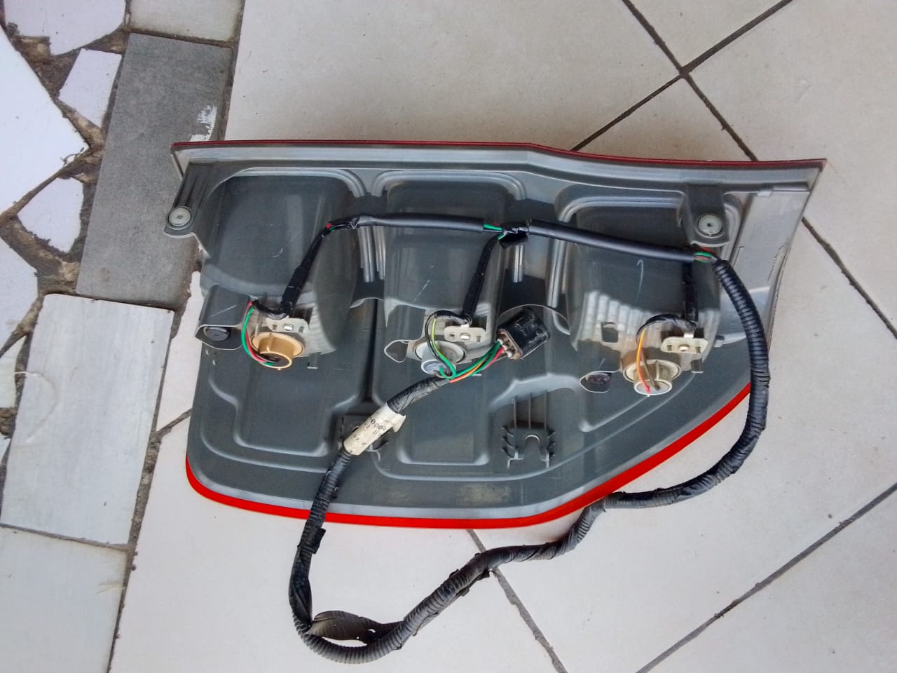 (2016-2020) FORD RANGER T7 RIGHT SIDE REAR TAILIGHT FOR SALE - Private Seller (2016-2020) FORD RANGER T7 RIGHT SIDE REAR TAILIGHT FOR SALE - Private Seller