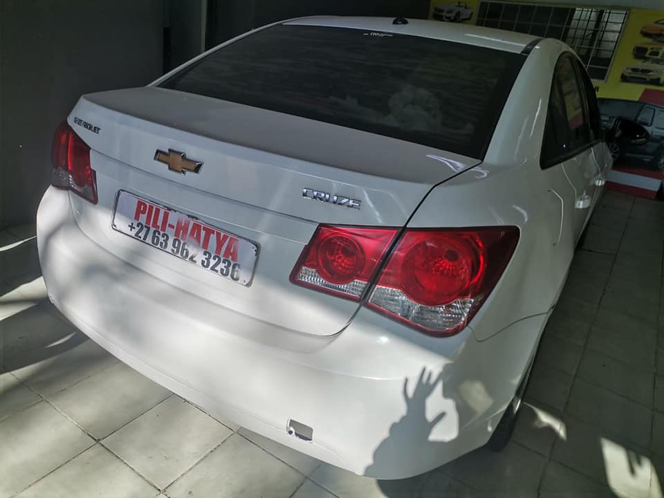 2011 CHEVROLET CRUZE 1.6 SEDAN MANUAL
