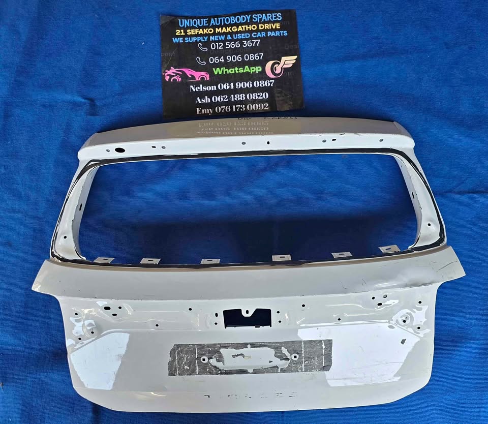 VW T-Cross Tailgate