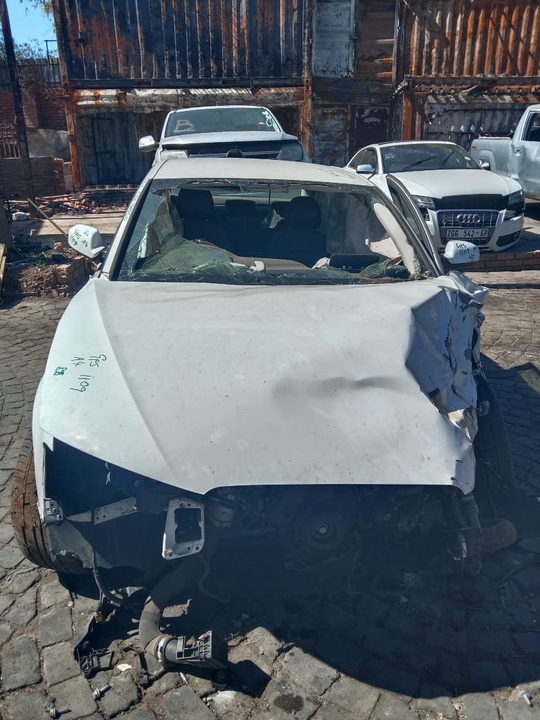 AUDI A4 B8 1.8 TFSI STRIPPING FOR SPARES - Private Seller AUDI A4 B8 1.8 TFSI STRIPPING FOR SPARES - Private Seller