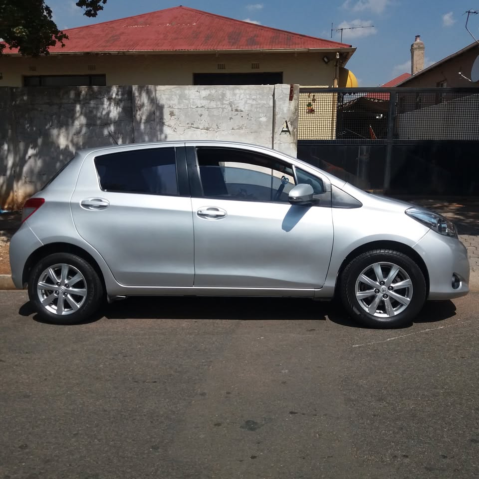 2012 TOYOTA YARIS 1.0 S ASH & FINANCE AVAILABLE