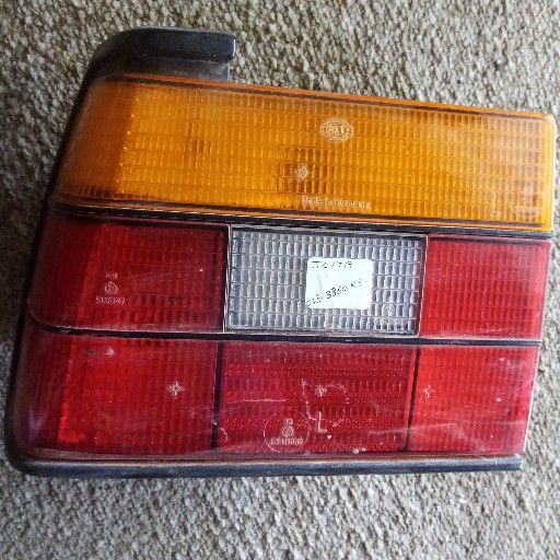 Corolla older, tail light complete - Private Seller Corolla older, tail light complete - Private Seller