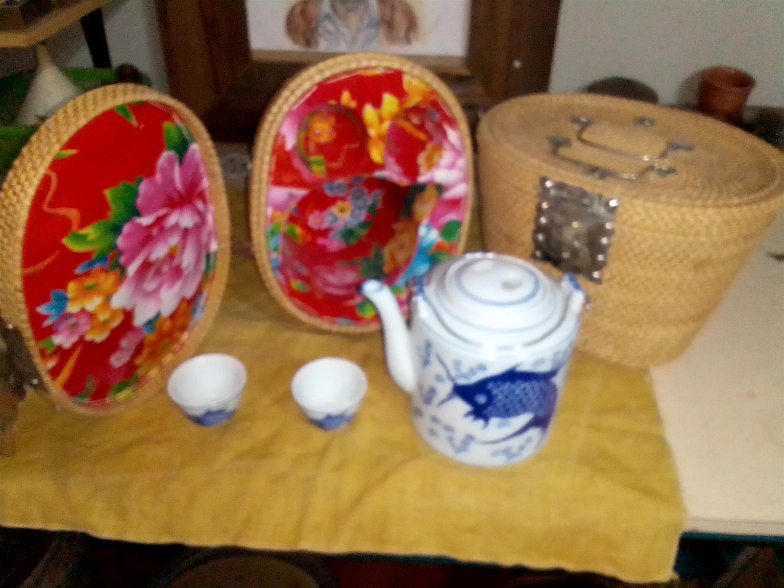 Chinese picnic tea set 5 piece brand new Chinese picnic tea set 5 piece brand new