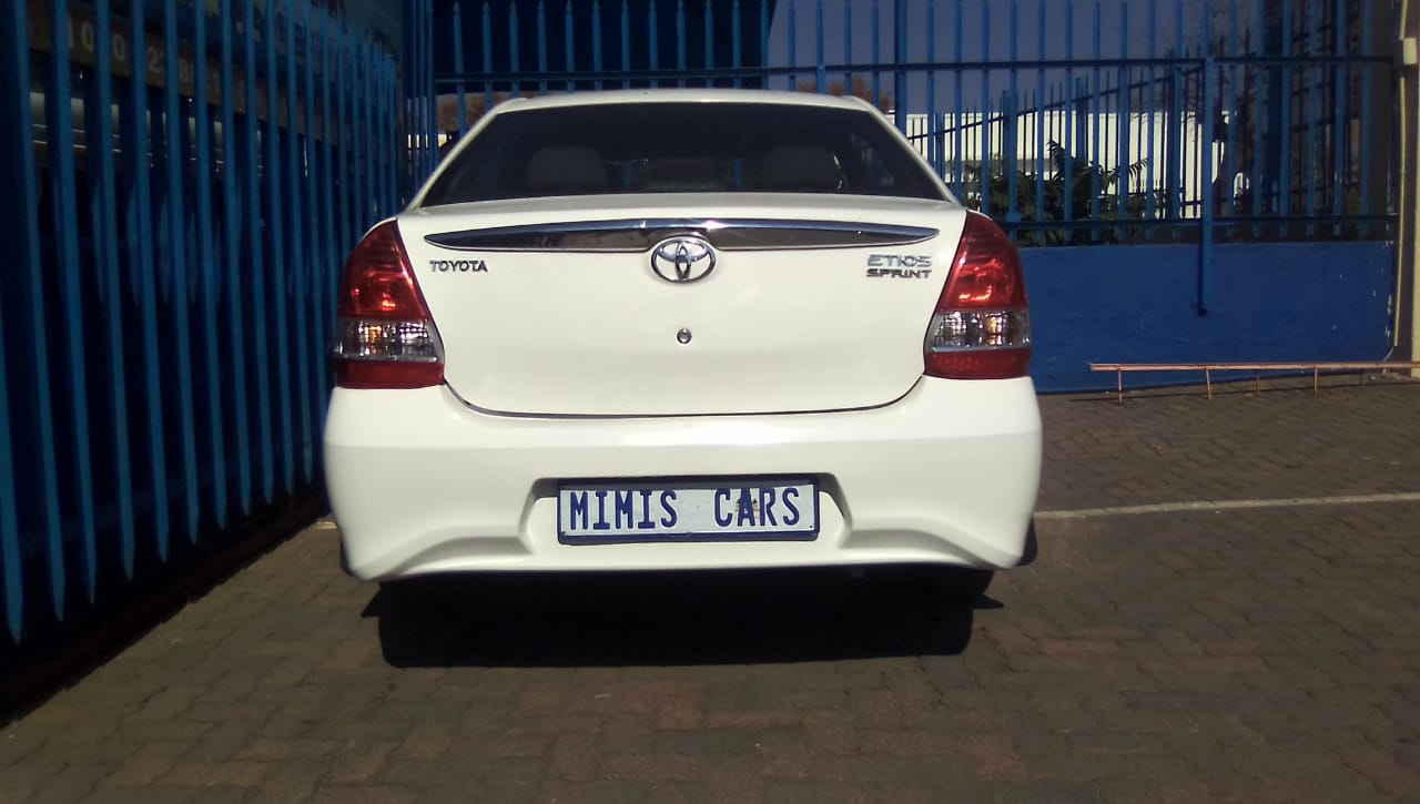 2019 toyota Etios 1.5 Xi MANUAL Petrol