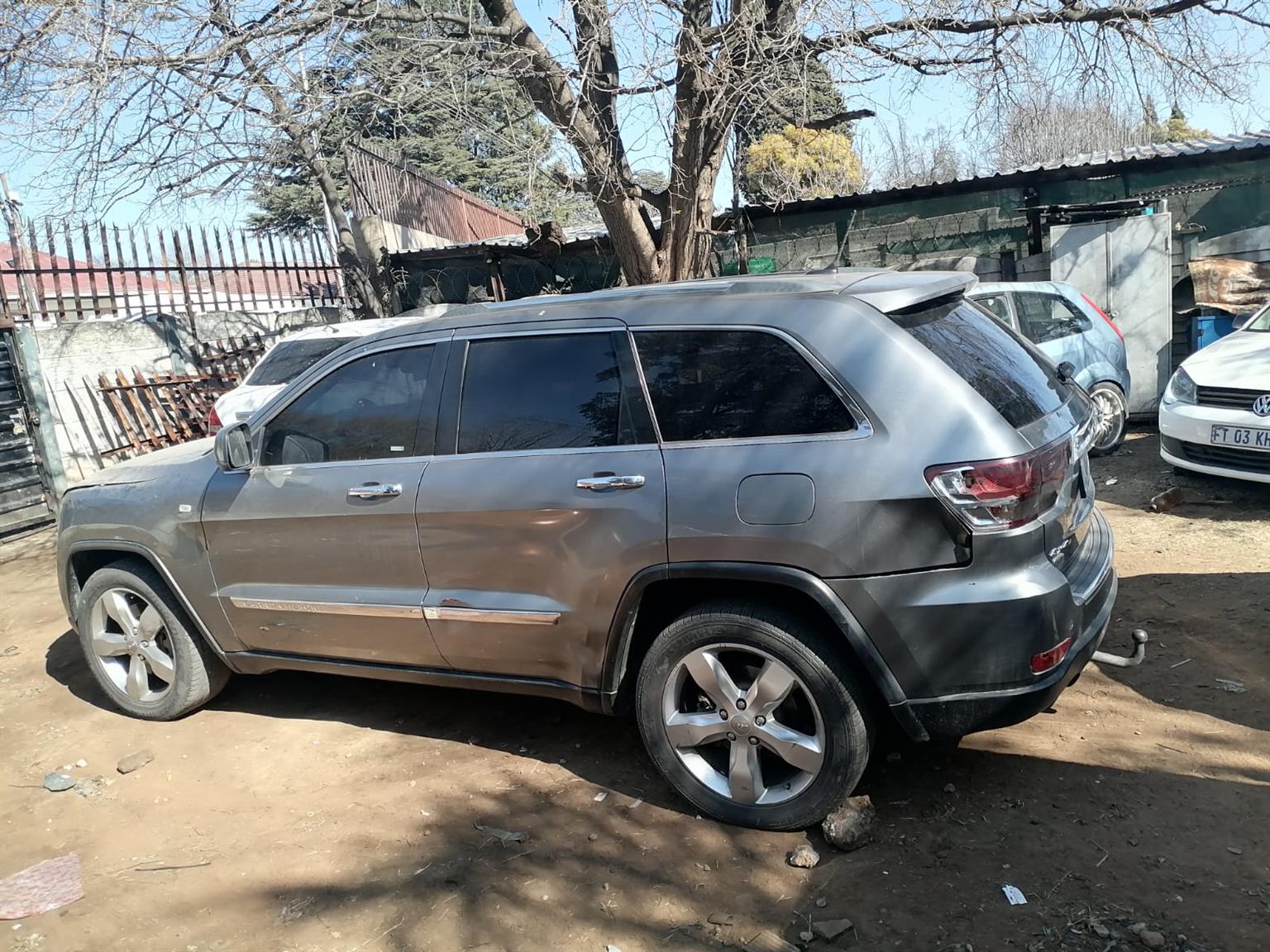 2012 Jeep Grand Cherokee 4X4 CRD Diesel Automatic transmission Stripping for spa - Private Seller