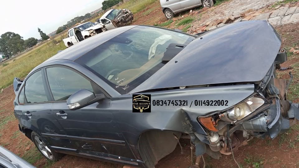 VOLVO S40 STRIPPING FOR SPARES - Private Seller