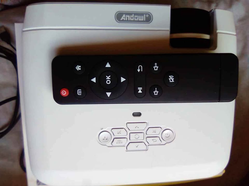 Professional HD projector wifi