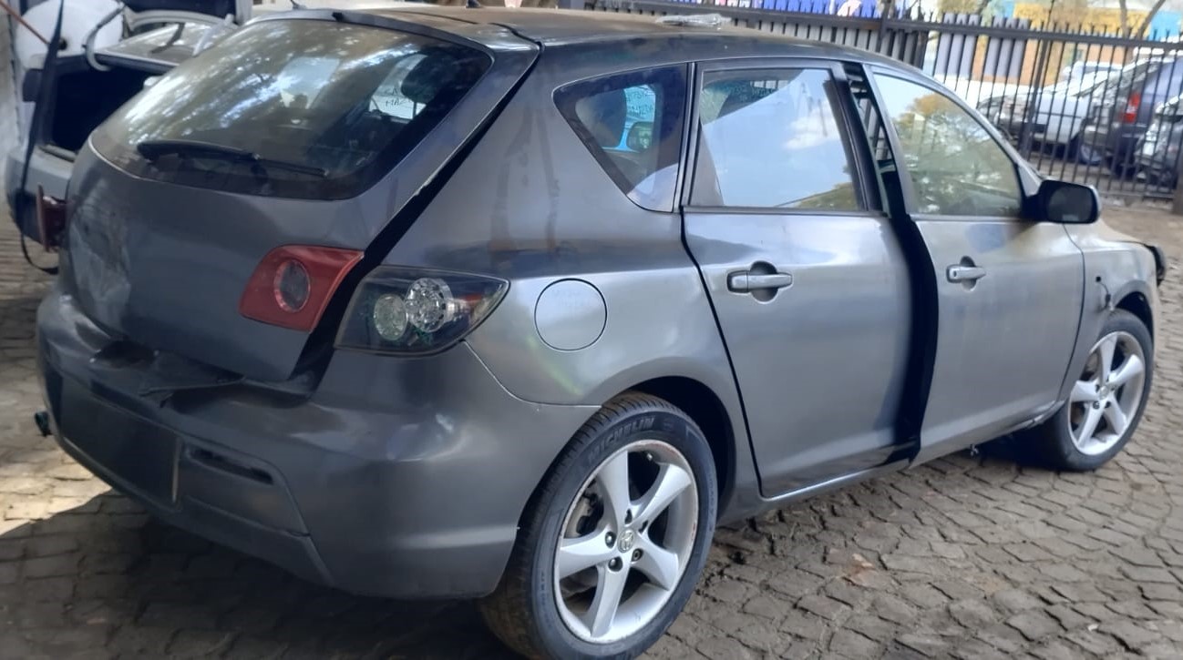 STRIPPING MAZDA 3 2003–2005 MANUAL PETROL FOR SPARES - Private Seller