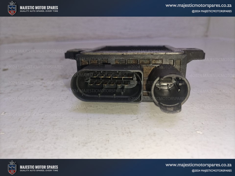 Mercedes M642 Glow Plug Relay for Sale - Private Seller Mercedes M642 Glow Plug Relay for Sale - Private Seller