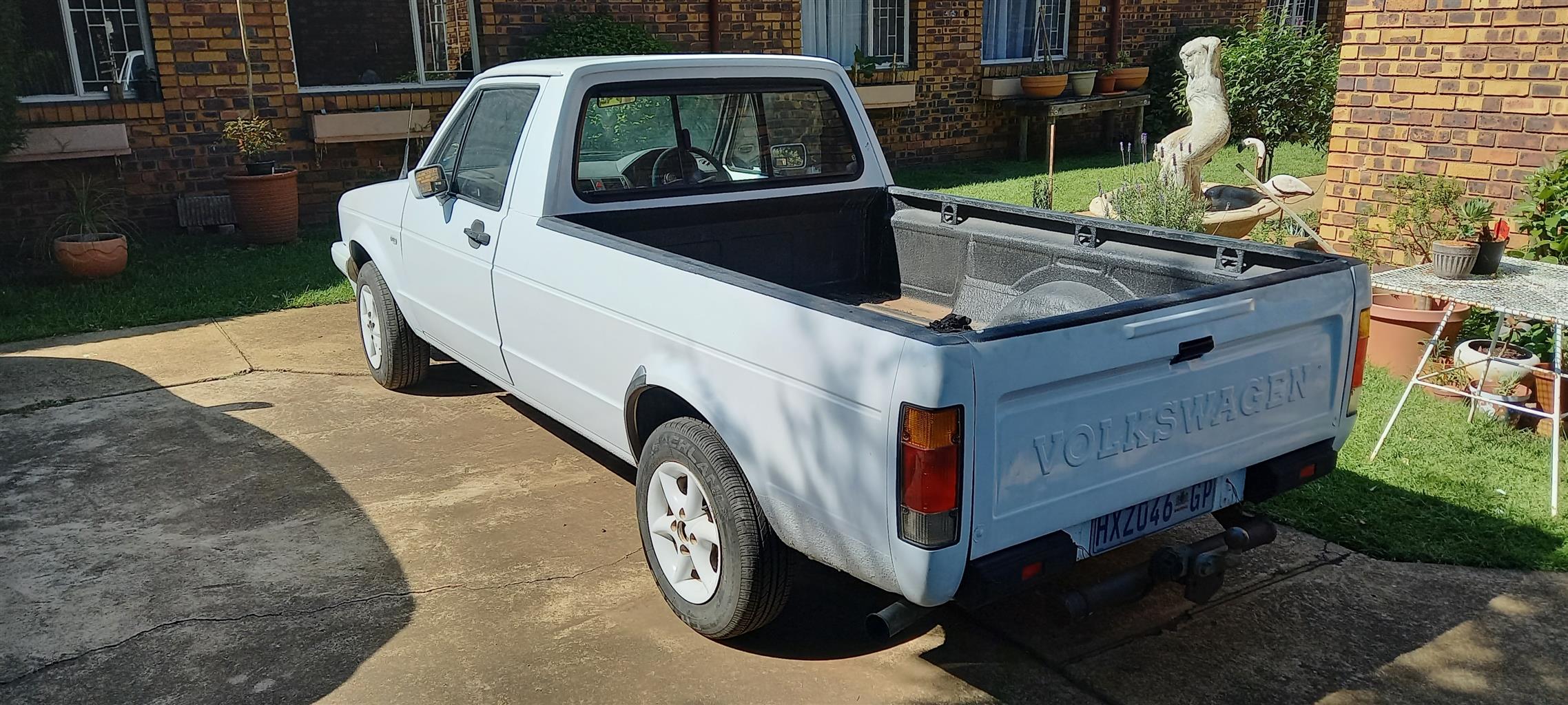 VW Caddy bakkie | Junk Mail