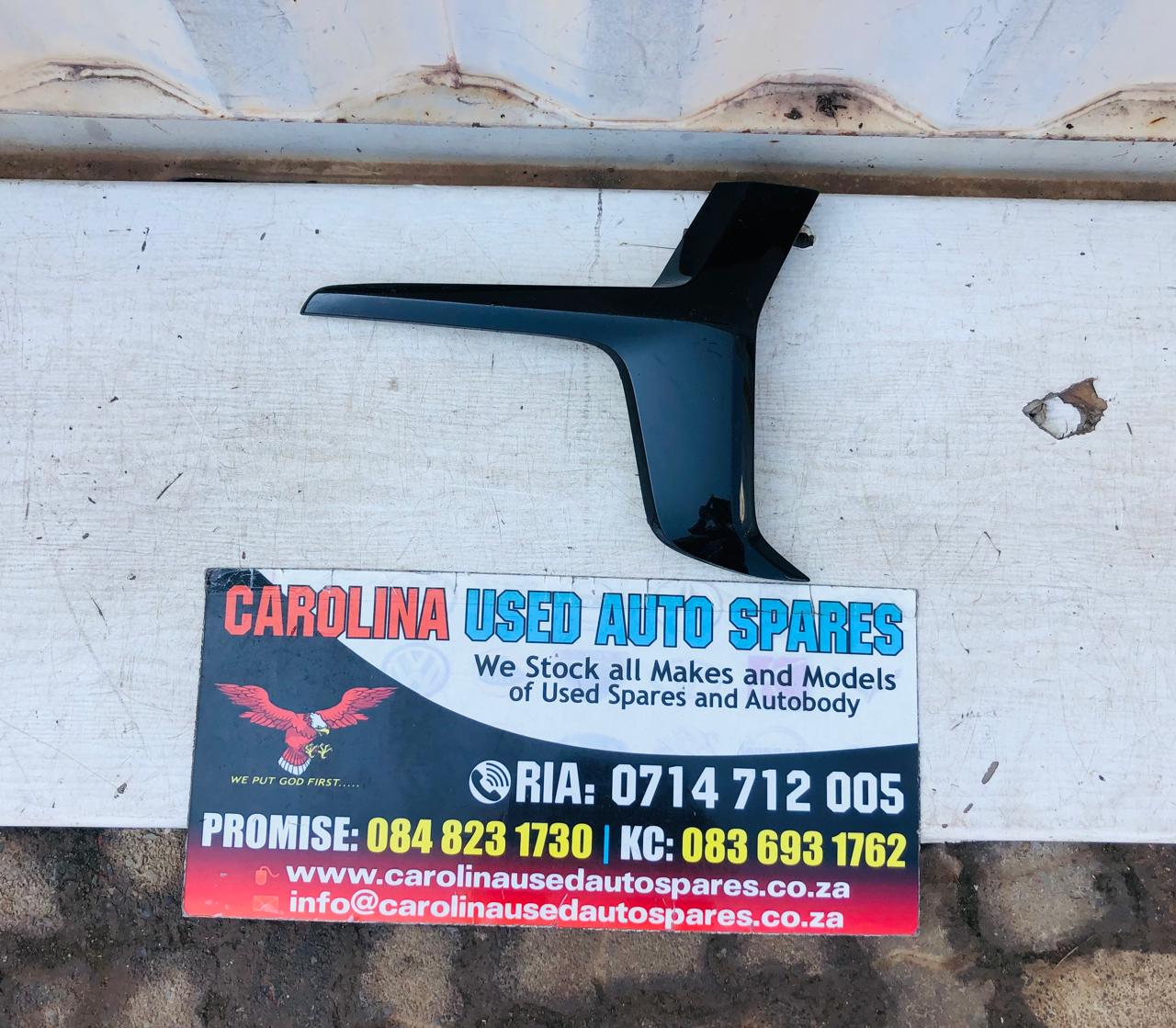 Toyota Hilux GR sport right bumper moulding (2026) - Private Seller Toyota Hilux GR sport right bumper moulding (2026) - Private Seller