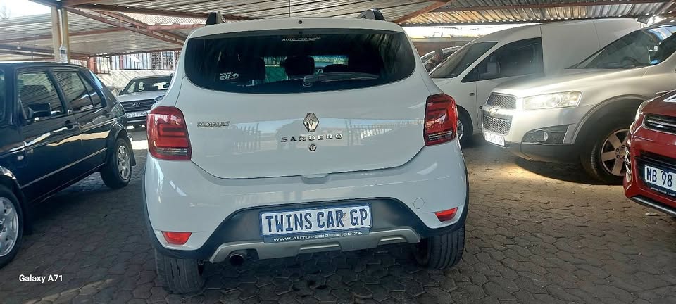 Renault Sandero T900 Stepway Manual petrol