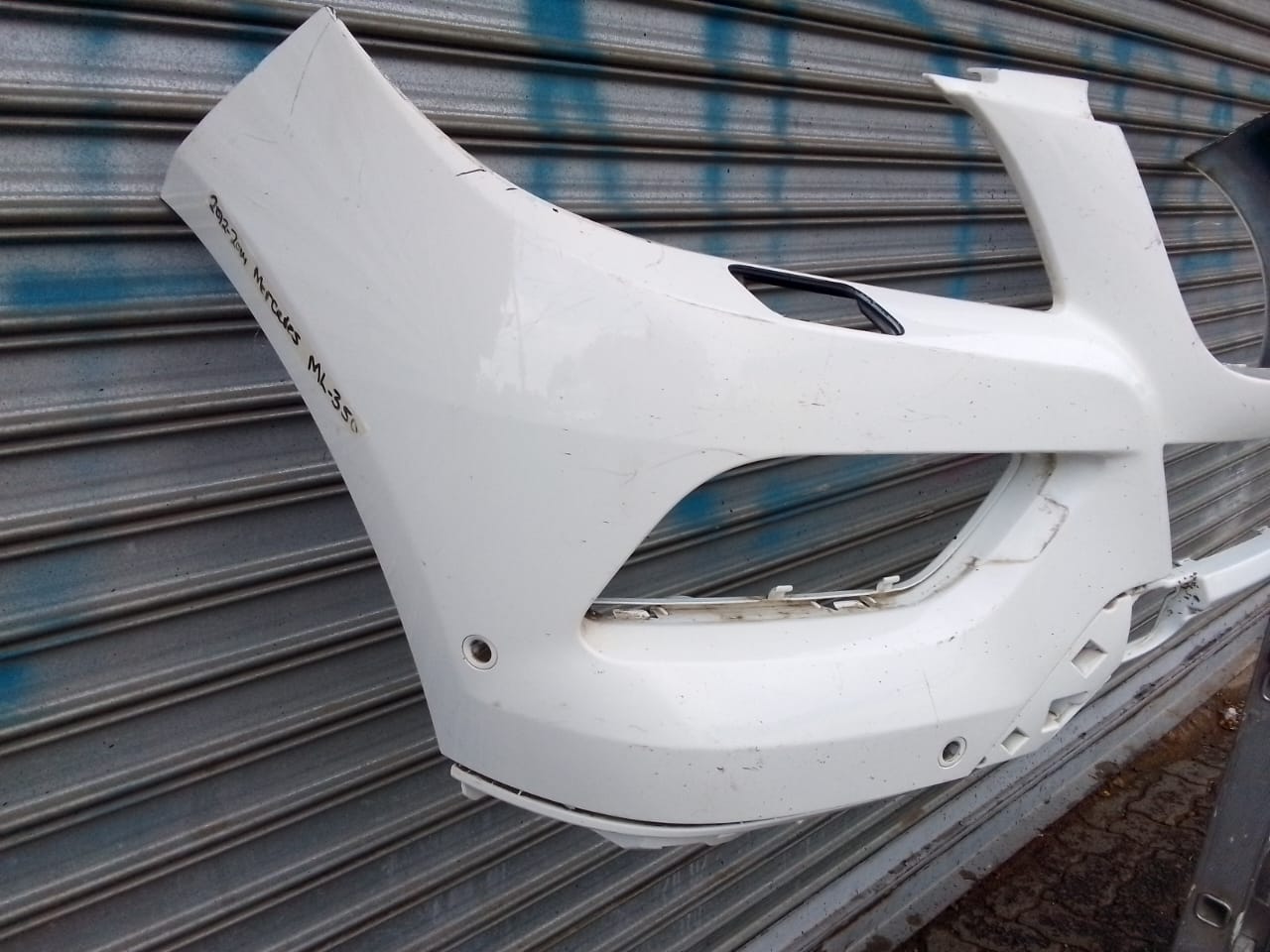 2012-2014 MERCEDES ML-350 FRONT BUMPER 2012-2014 MERCEDES ML-350 FRONT BUMPER
