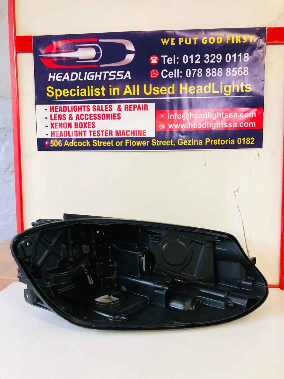 VW Golf 7.5 R-line and GTI right side headlight replacement housing (2018-2021) - Private Seller VW Golf 7.5 R-line and GTI right side headlight replacement housing (2018-2021) - Private Seller