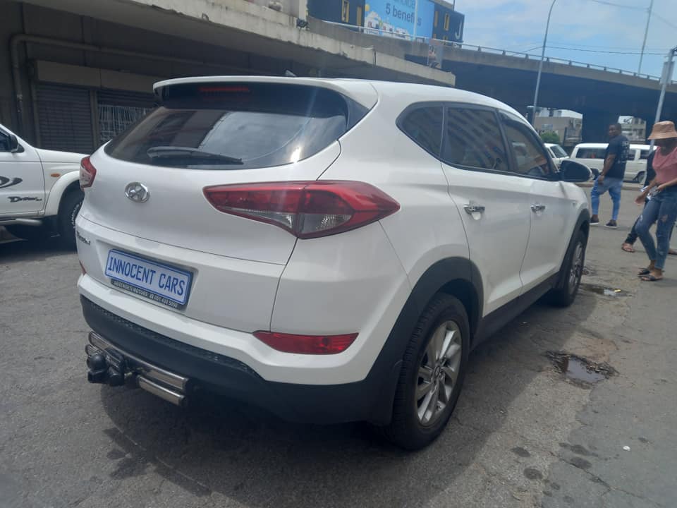 2017 HYUNDAI TUCSON 2.0 PETROL, AUTOMATIC TRANSMISSION, WHITE IN COLOR, MILEAGE