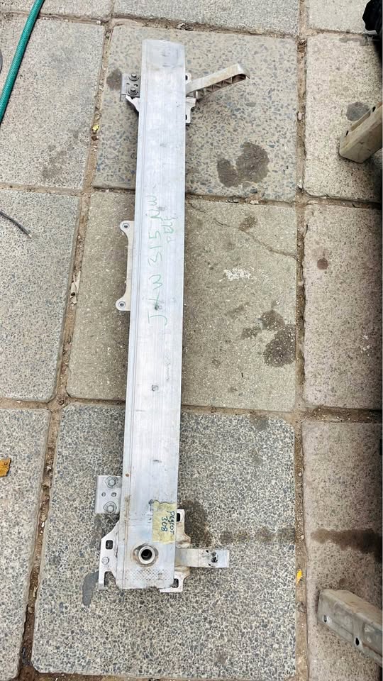 Peugeot 308 Stiffener - Private Seller Peugeot 308 Stiffener - Private Seller