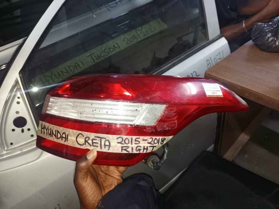 2015 HYUNDAI CRETA RIGHT TAIL LIGHT - Private Seller 2015 HYUNDAI CRETA RIGHT TAIL LIGHT - Private Seller
