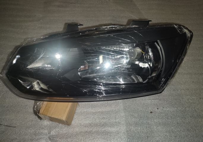 VW POLO 6 2010 – 2014 BRAND NEW SINGLE BEAM HEADLIGHTS FOR SALE - Private Seller VW POLO 6 2010 – 2014 BRAND NEW SINGLE BEAM HEADLIGHTS FOR SALE - Private Seller