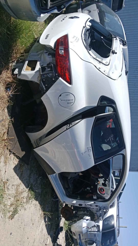 2016 Renault Clio 4 Stripping for Spares - Private Seller 2016 Renault Clio 4 Stripping for Spares - Private Seller