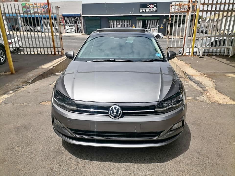 2019 Volkswagen polo 8 1.0 TSI Sunroof