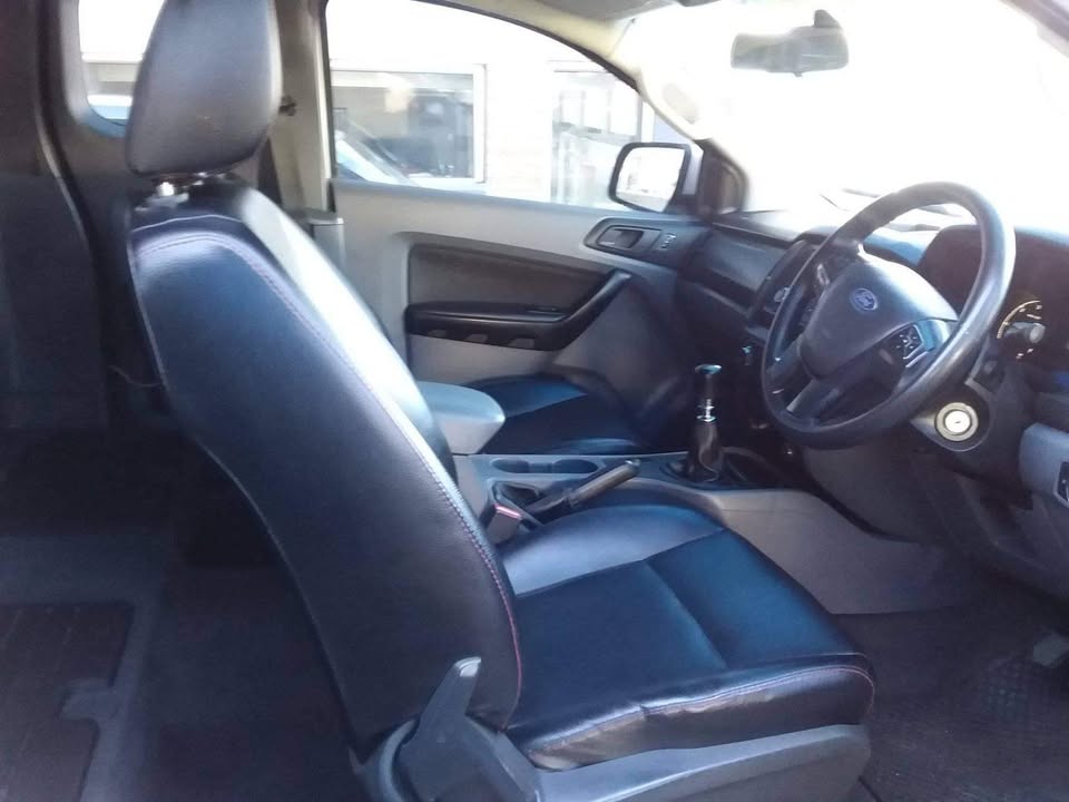 2019 Ford Ranger canopy Extra cab 2019