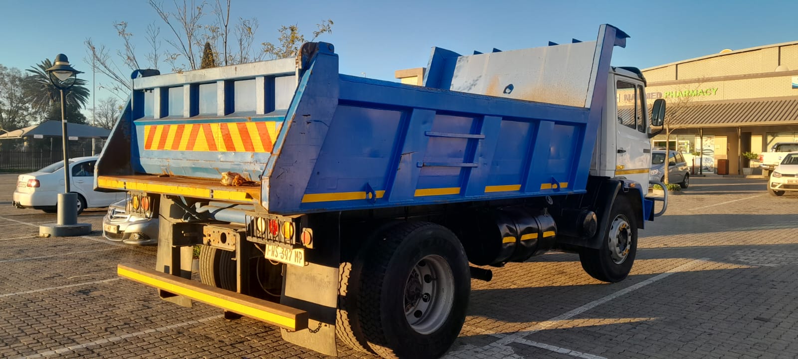 2007 MERCEDES BENZ POWERLINE 6M³ BACK TIPPER | Junk Mail Marketplace