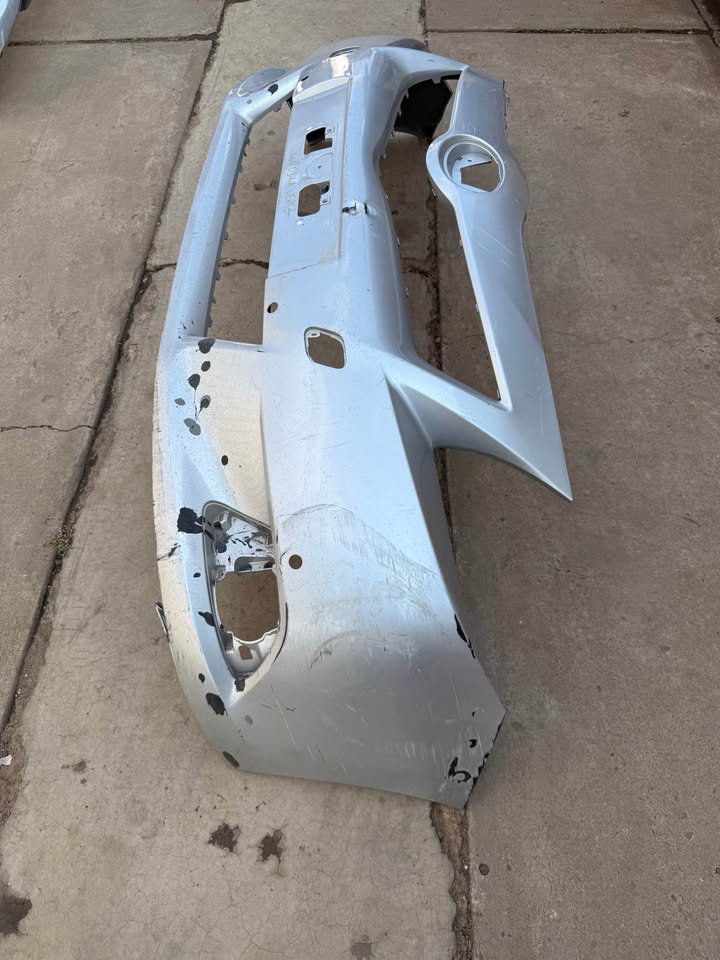 Toyota Corolla Verso Front Bumper - Private Seller Toyota Corolla Verso Front Bumper - Private Seller