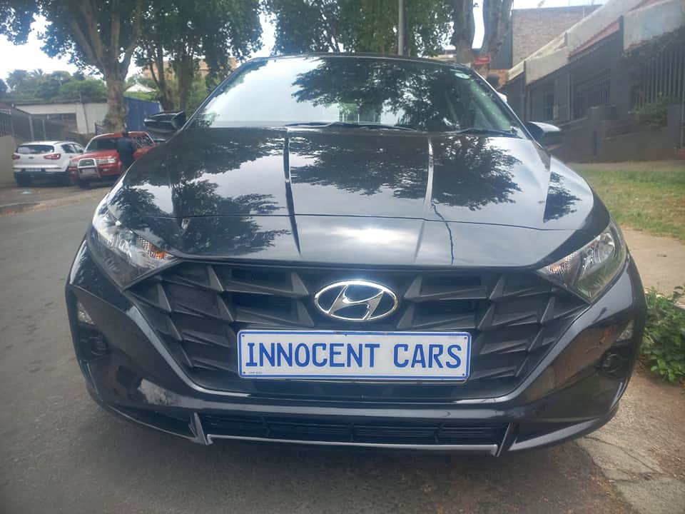 2022 HYUNDAI i20 MOTION 1.2 PETROL, MANUAL, BLACK COLOR, MILEAGE 75000KMS
