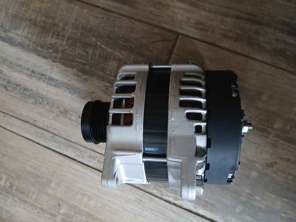 Mercedes benz M270 Alternator