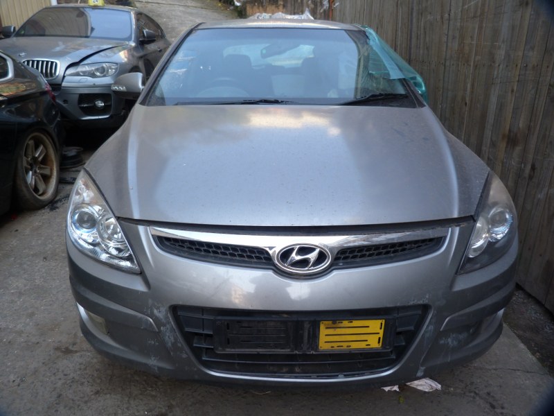 Hyundai i30 GLS Manual Charcoal - 2012 STRIPPING FOR SPARES - Private Seller Hyundai i30 GLS Manual Charcoal - 2012 STRIPPING FOR SPARES - Private Seller