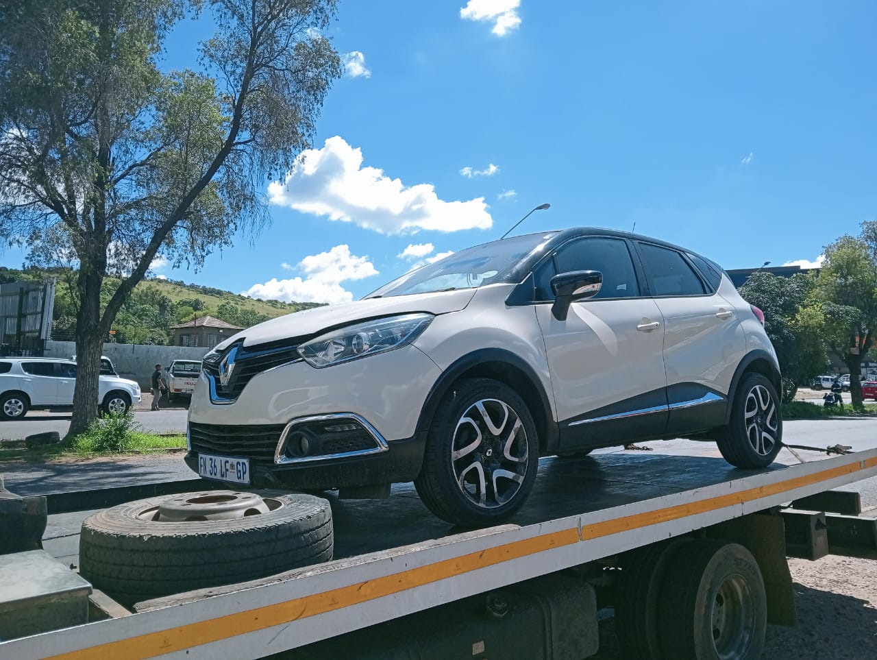 Renault Captur 2016 Automatic H5FD 1.2 Turbo Stripping For Spares - Private Seller Renault Captur 2016 Automatic H5FD 1.2 Turbo Stripping For Spares - Private Seller