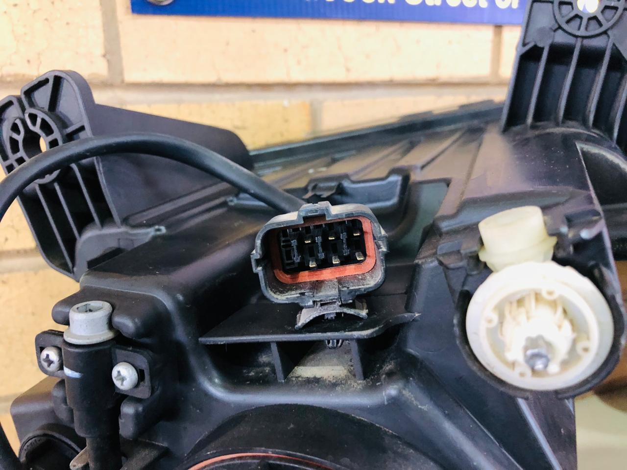 Baic Beijing X55 left and right side headlights and daylight running lights - Private Seller