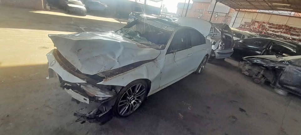 BMW 320d stripping for Spares. - Private Seller BMW 320d stripping for Spares. - Private Seller