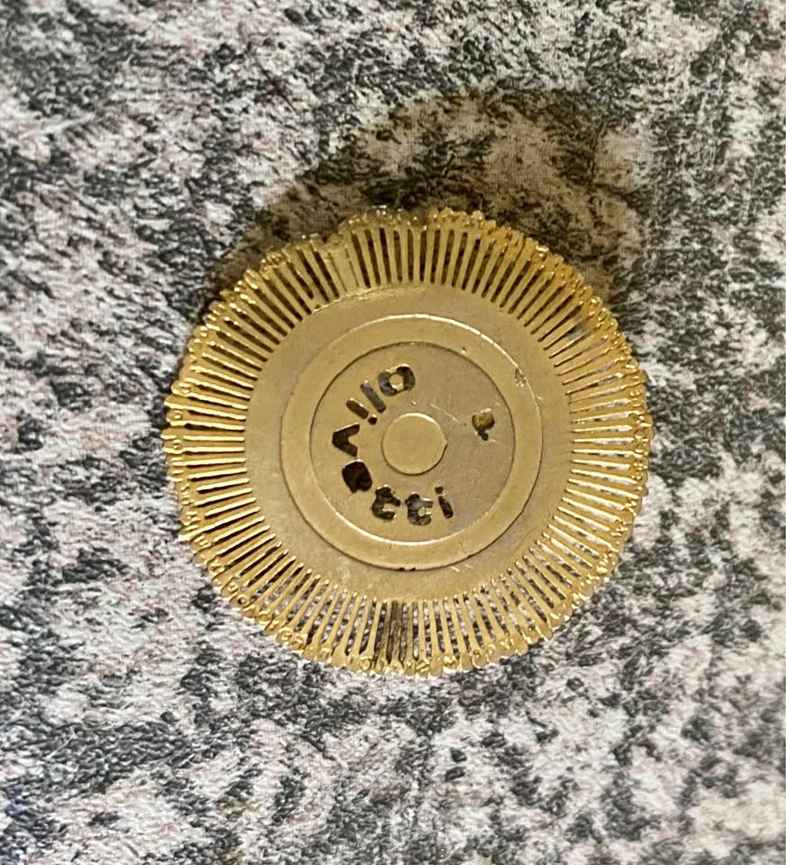 Rare gold plated Olivetti typewriter ribbon medal/pin