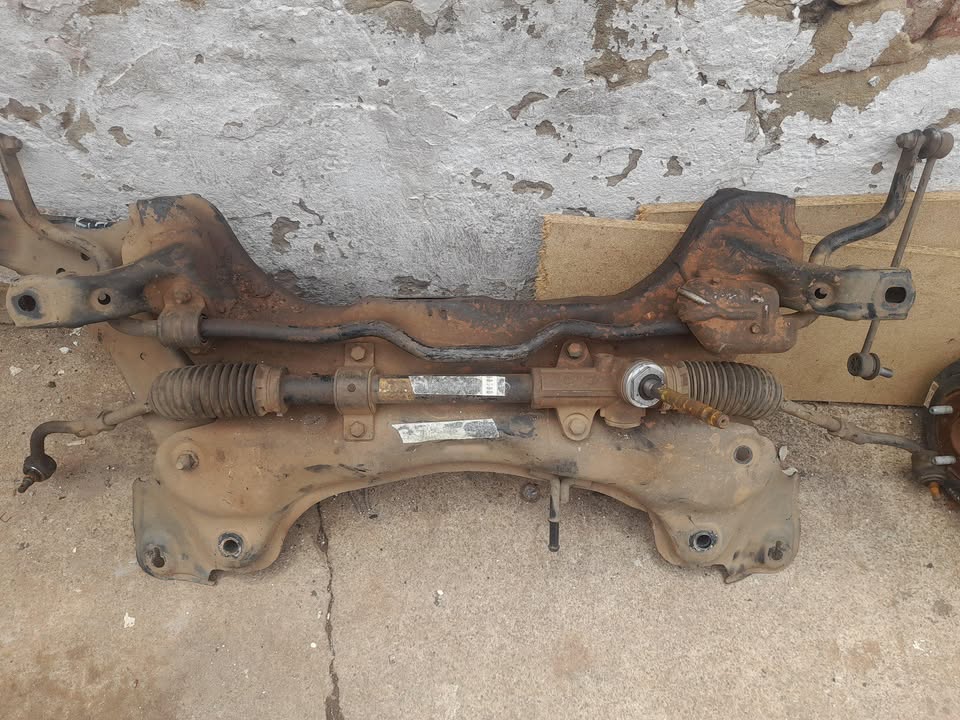 KIA RIO SUB FRAME AVAILABLE - Private Seller