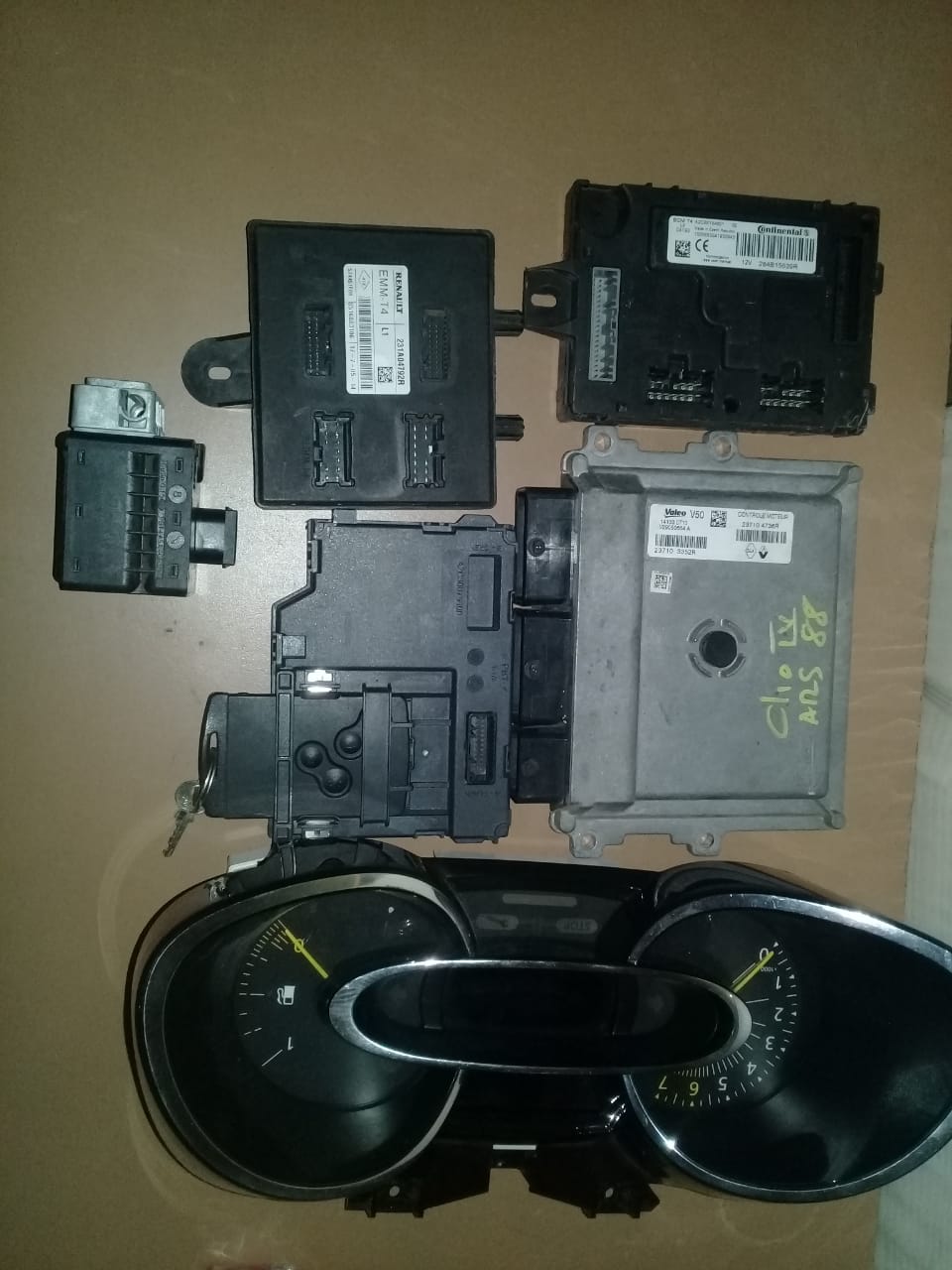Renault Clio 4 88kw Lockset - Private Seller Renault Clio 4 88kw Lockset - Private Seller
