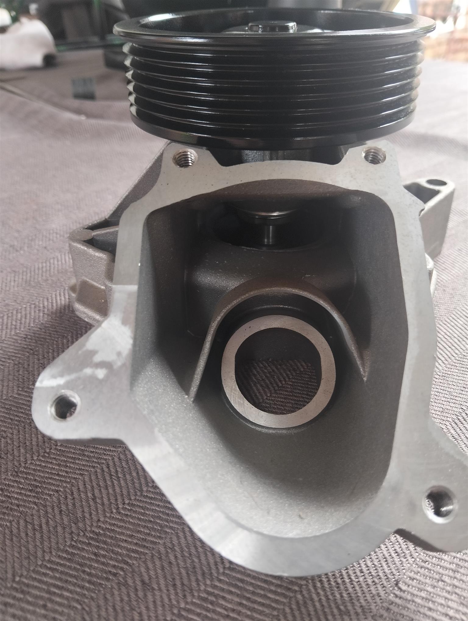 BMW/Land Rover Freelander water pump - Private Seller