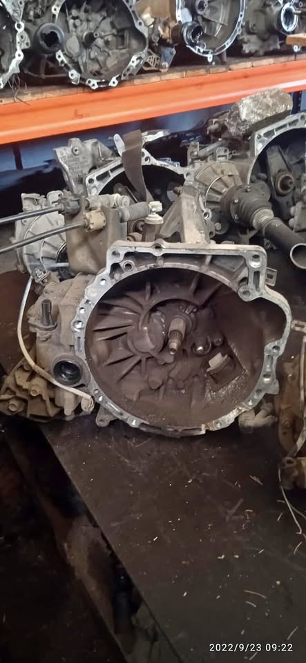 MAZDA LF/ ZY /Z6 MANUAL GEARBOX FOR SALE - Private Seller MAZDA LF/ ZY /Z6 MANUAL GEARBOX FOR SALE - Private Seller
