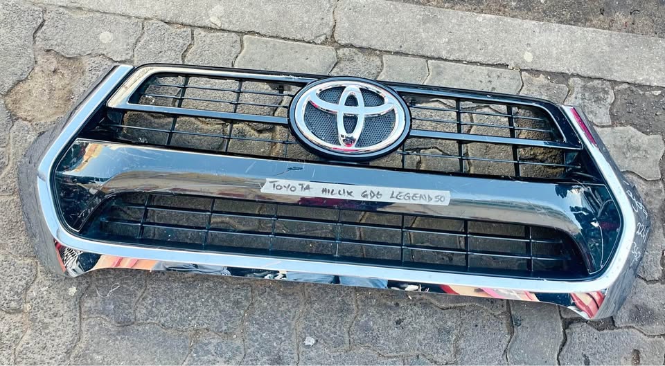 Toyota Hilux GD6 legend 50 grille - Private Seller Toyota Hilux GD6 legend 50 grille - Private Seller