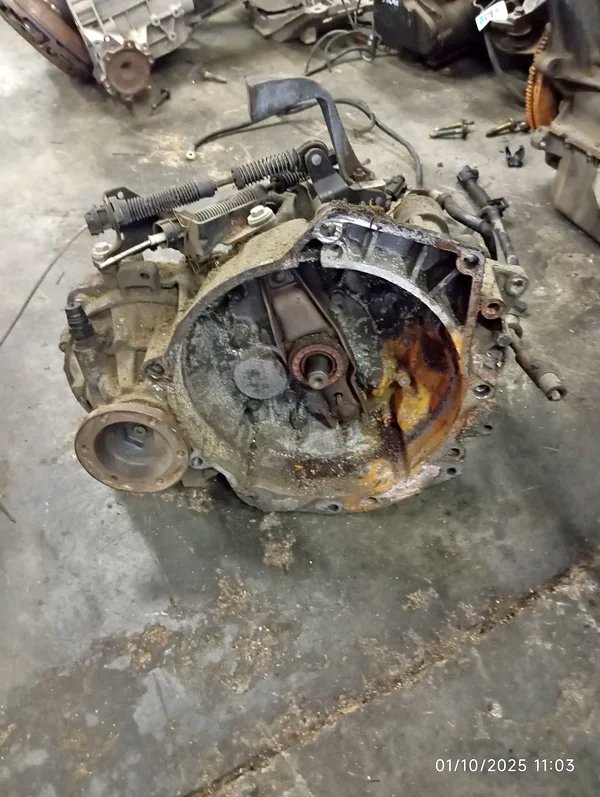 VOLKSWAGEN AFP GEARBOX IN STOCK AT ROJAN ENGINES AND GEARBOXES - Private Seller VOLKSWAGEN AFP GEARBOX IN STOCK AT ROJAN ENGINES AND GEARBOXES - Private Seller