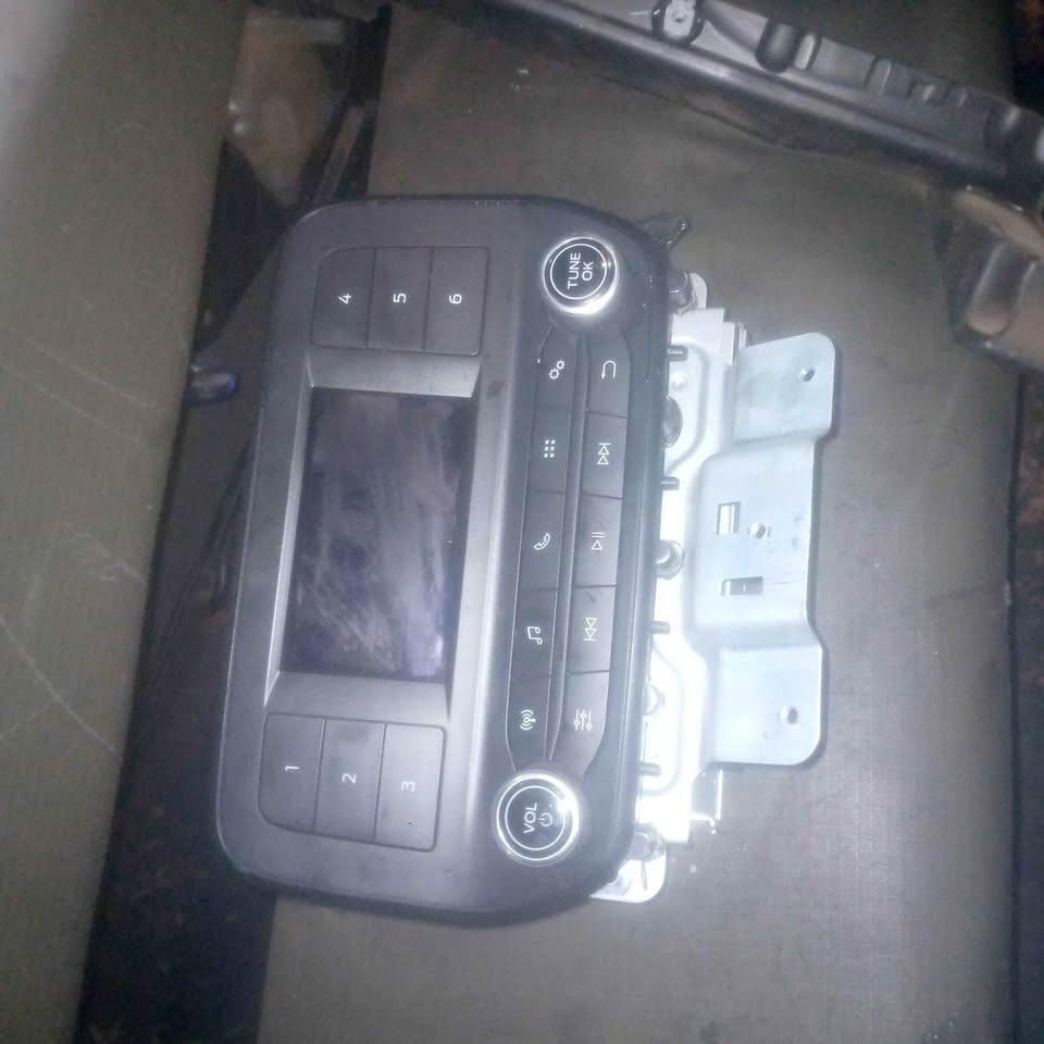 Ford EcoSport car radio 2020 - Private Seller Ford EcoSport car radio 2020 - Private Seller