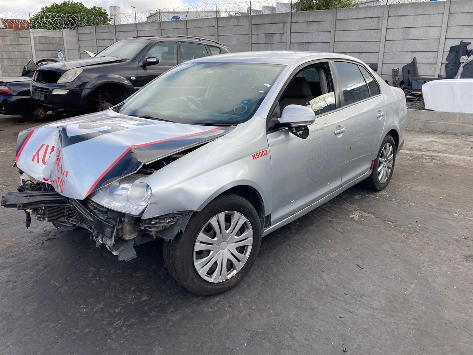 VOLKSWAGEN JETTA 5 1.6 #BSF FOR STRIPPING - Private Seller VOLKSWAGEN JETTA 5 1.6 #BSF FOR STRIPPING - Private Seller