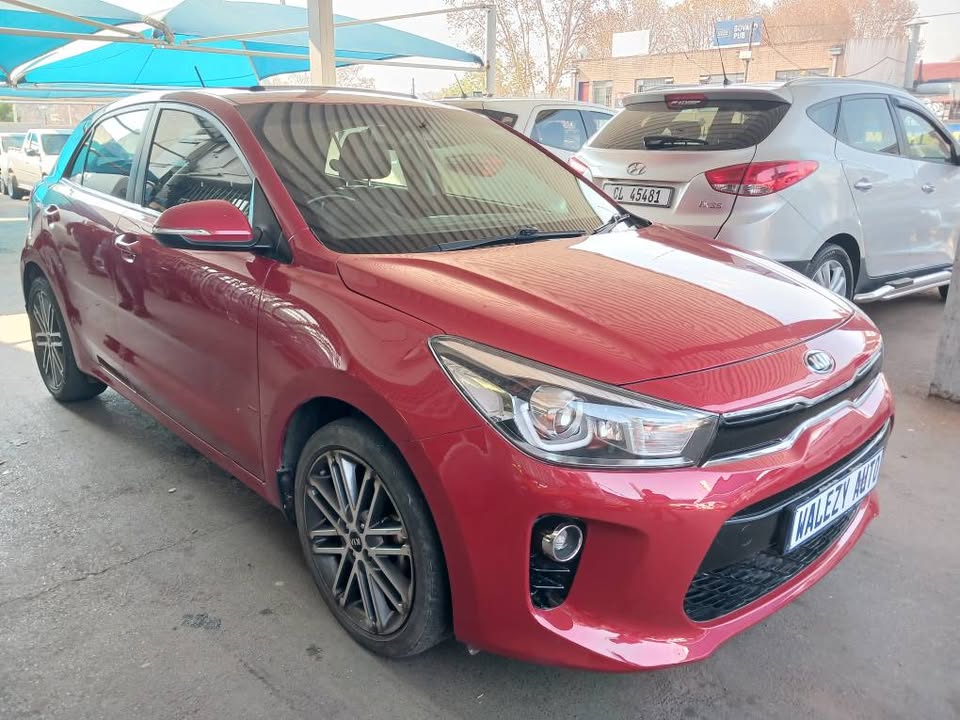 2017 KIA RIO 1.4 HATCHBACK  Transmission: Manual  Mileage: 74000km  Fueltype: Petrol  Maroon