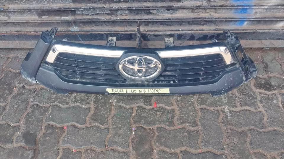 Toyota Hilux GD6 Legend grill - Private Seller Toyota Hilux GD6 Legend grill - Private Seller