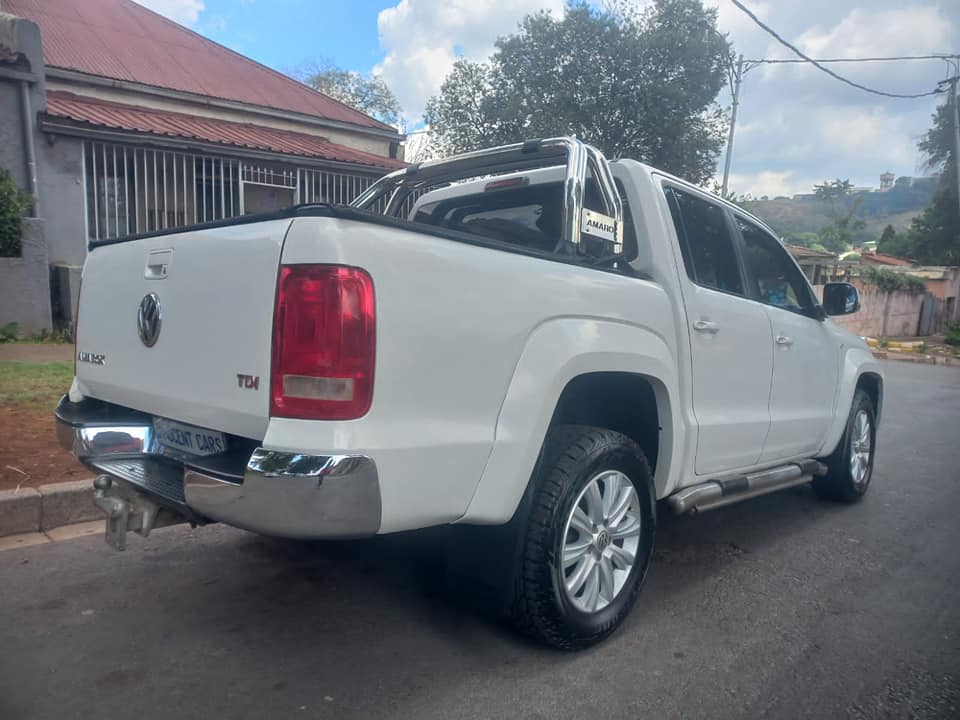 2012 VW AMAROK DOUBLE CAB BAKKIE 2.0 TDI DIESEL, MANUAL, WHITE COLOR