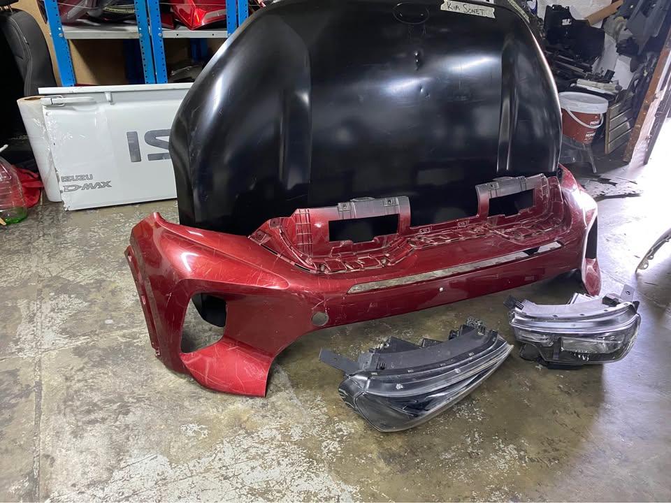 Kia Sonet 2020 front spares - Private Seller Kia Sonet 2020 front spares - Private Seller