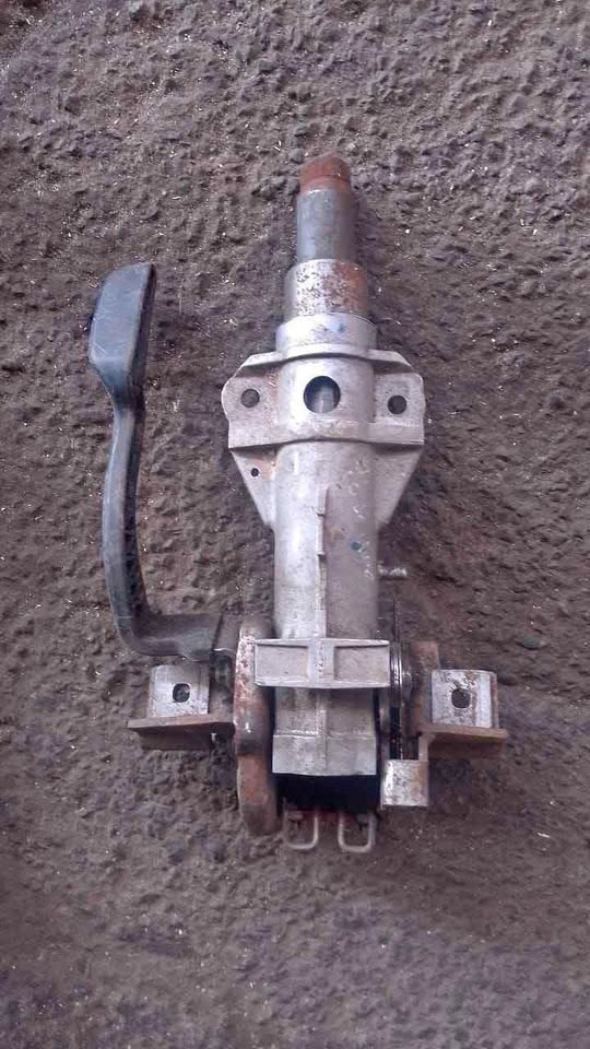 VW polo vivo 2015 steering column