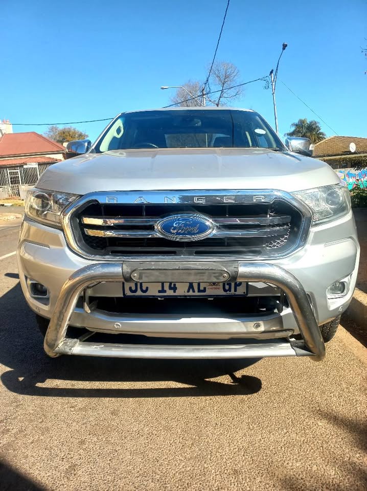 2019 FORD RANGER 3.2 XLT DOUBLE CAB AUTOMATIC TRANSMISSION WITH LEATHER SEATS  EXCELLENT CONDITION