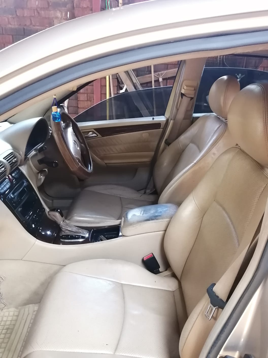 Used 2004 Mercedes-Benz C-Class C240 Elegance - Private Seller