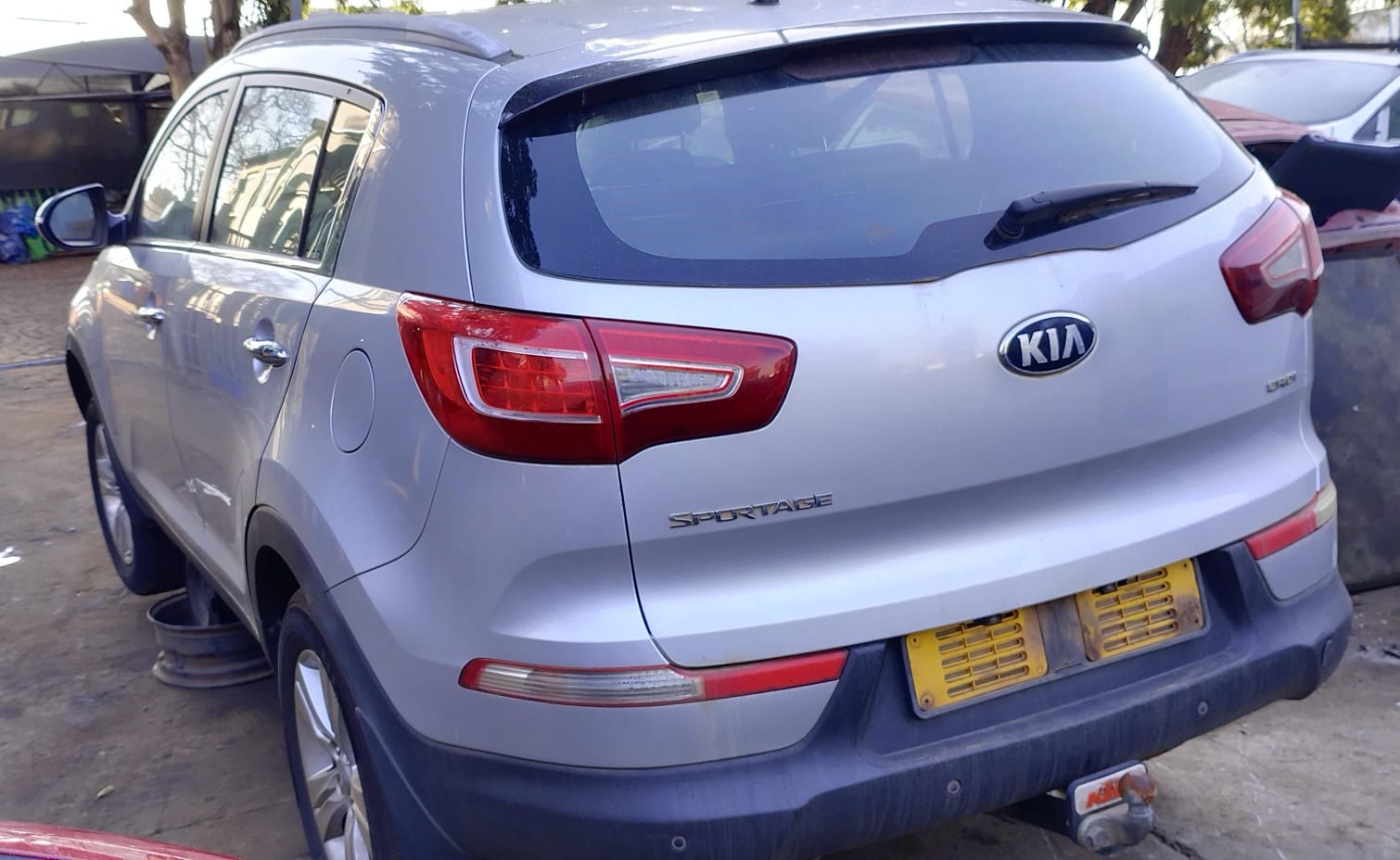 2013 KIA SPORTAGE 2.0 CRDI STRIPPING FOR SPARES